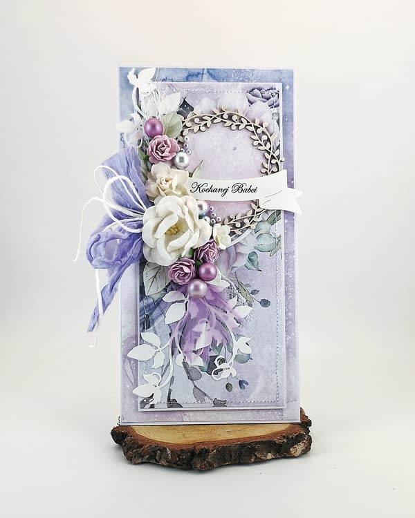 Kartka okolicznościowa dla Babci. Ręcznie robiona kartka w delikatnym, pastelowym odcieniu fioletu. Zamówienia na kartki okolicznościowe.