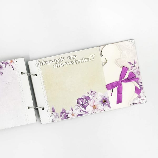 Pamiątka ciąży robiona ręcznie - fioletowy album ciążowy na zdjęcia USG.